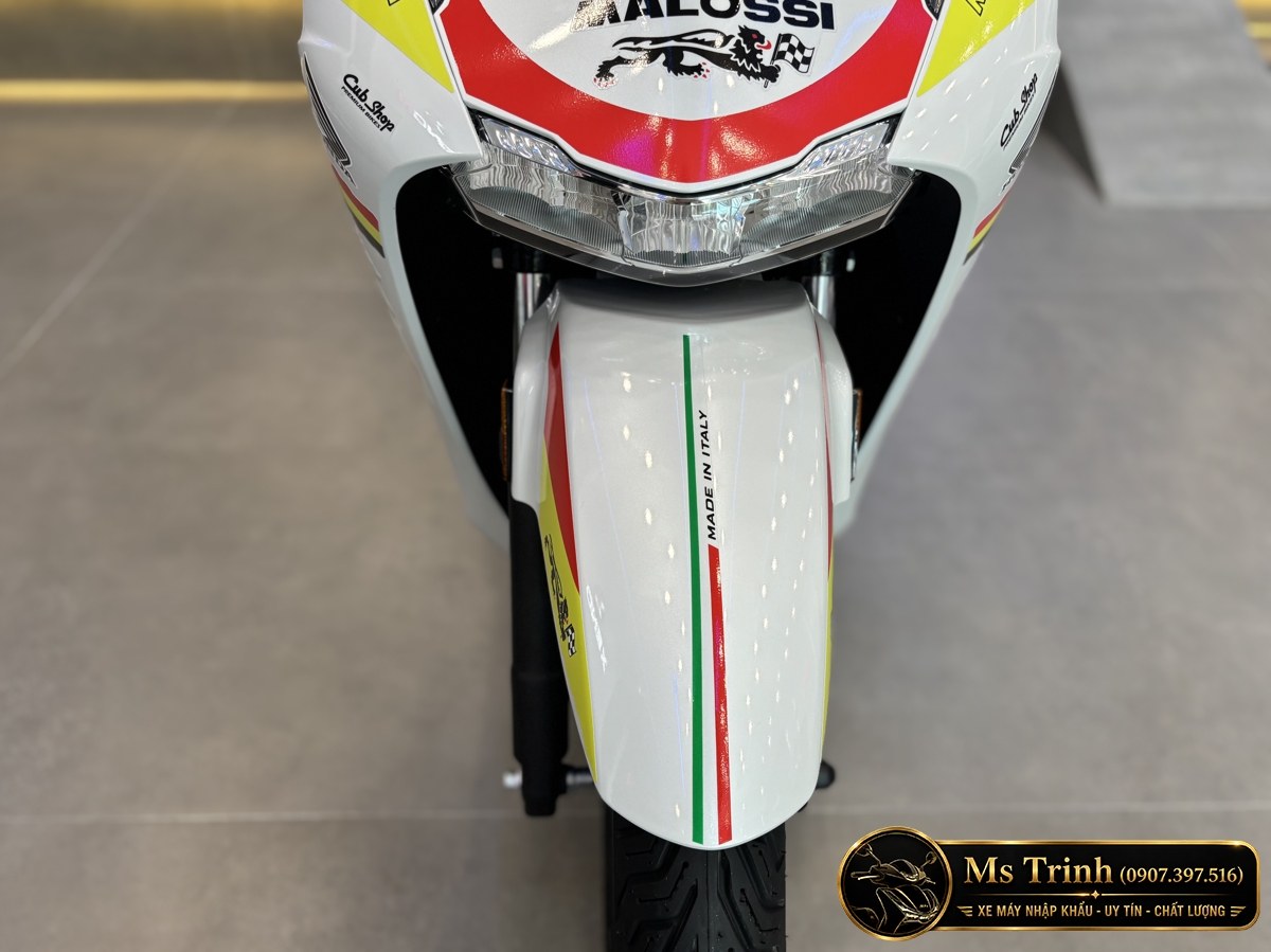 Honda SH150 Ý Malossi 2026 tại Quảng Trị - Tem custom thể thao, dáng SH thanh lịch