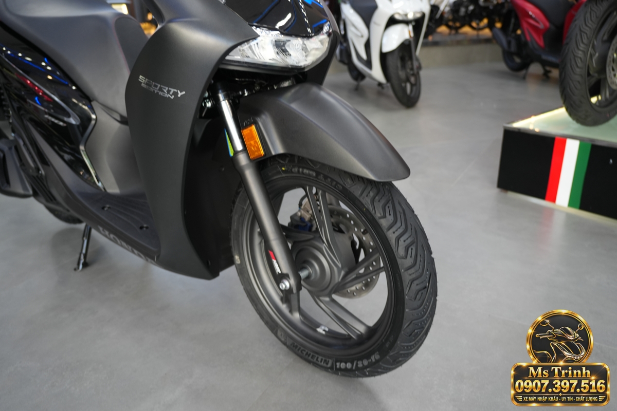 Honda SH150i Ý đen nhám 2027 tại Quảng Trị sắc đen lịch lãm giá tốt, chính ngạch