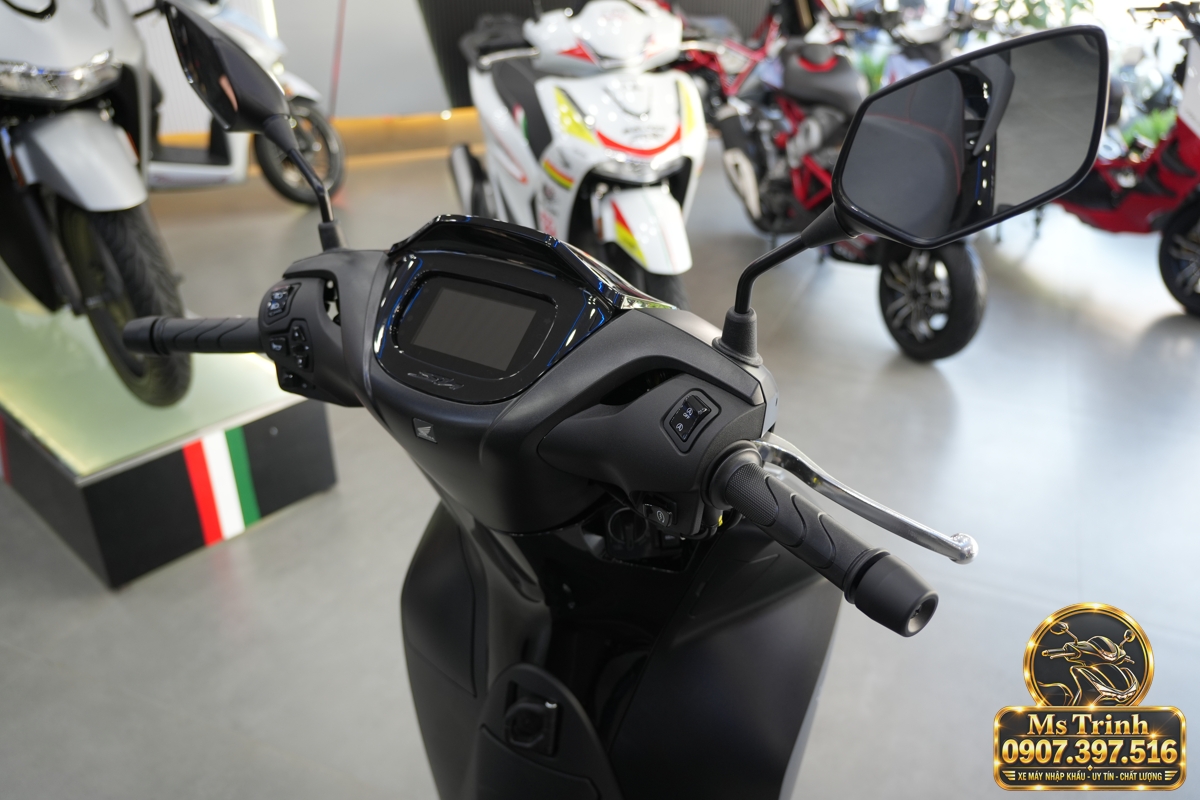 Honda SH150i Ý đen nhám 2027 tại Quảng Trị sắc đen lịch lãm giá tốt, chính ngạch