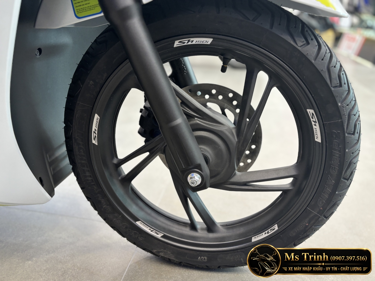 Honda SH150 Ý Malossi 2026 tại Quảng Trị - Tem custom thể thao, dáng SH thanh lịch