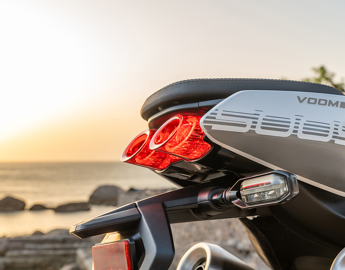 CF Moto VOOM 500SR, 4 Xi Lanh Thẳng Hàng, Retro Sport Độc Đáo tại Quảng Trị