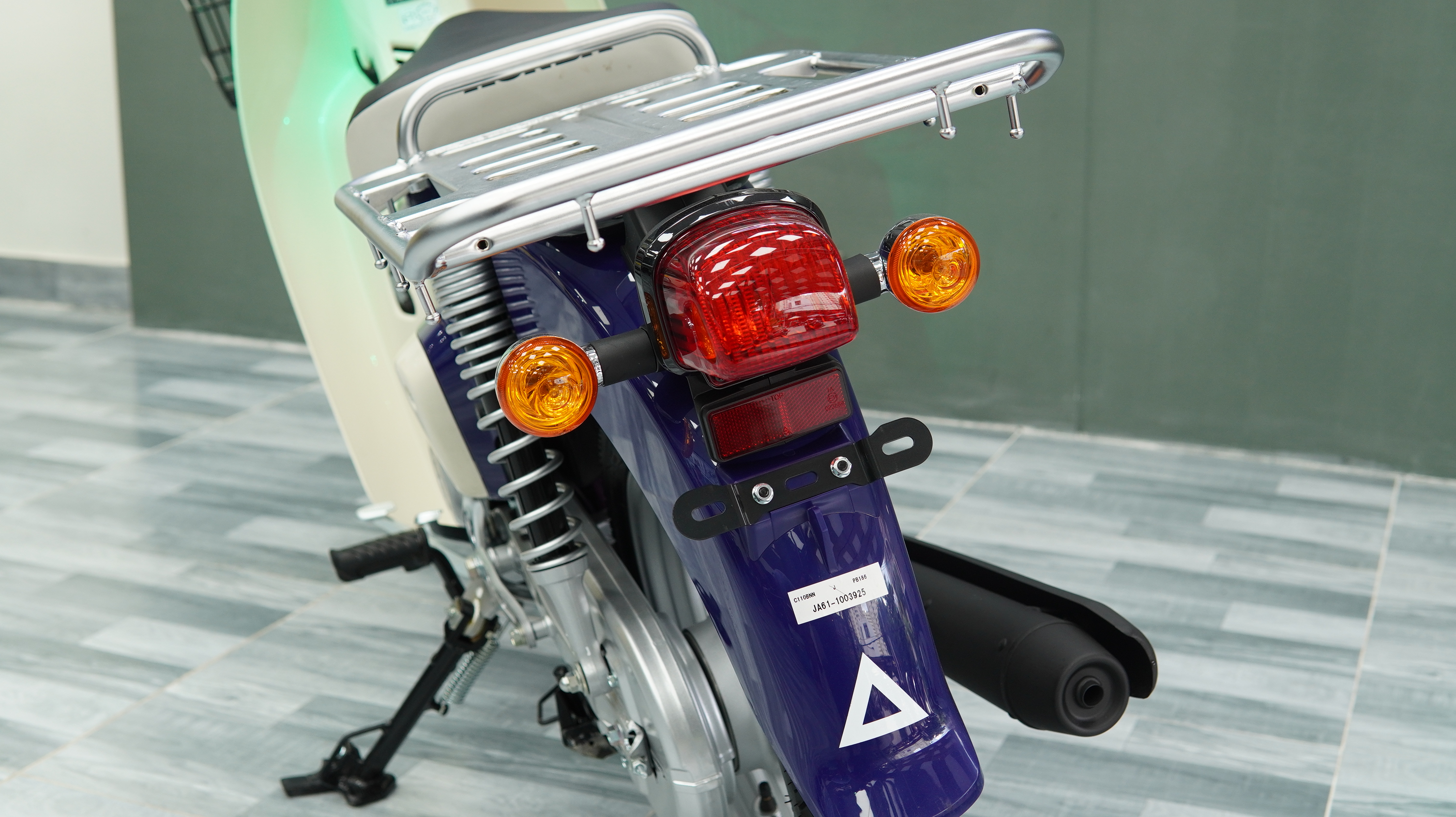Honda Super Cub 110 Pro ABS 2025, Nhập Khẩu Chính Hãng Từ Nhật tại Quảng Trị