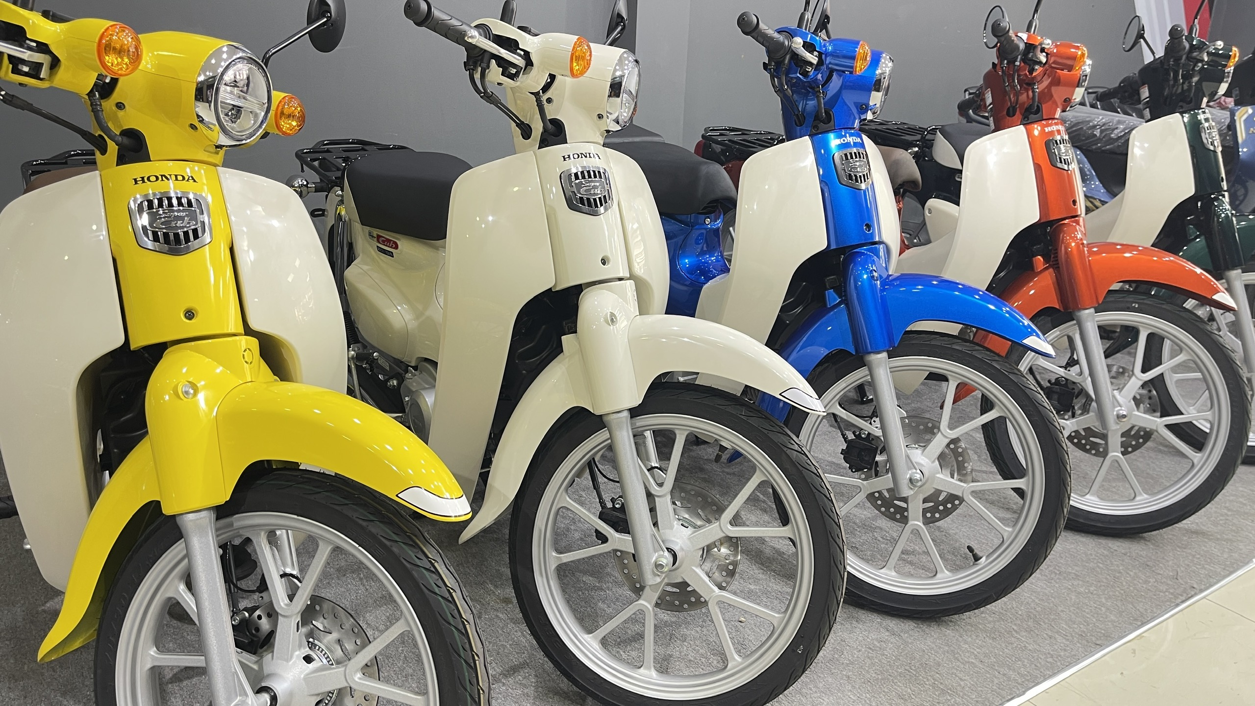 Honda Super Cub 110 ABS, Made In Japan, NK Chính Hãng, Hiếm tại Quảng Trị