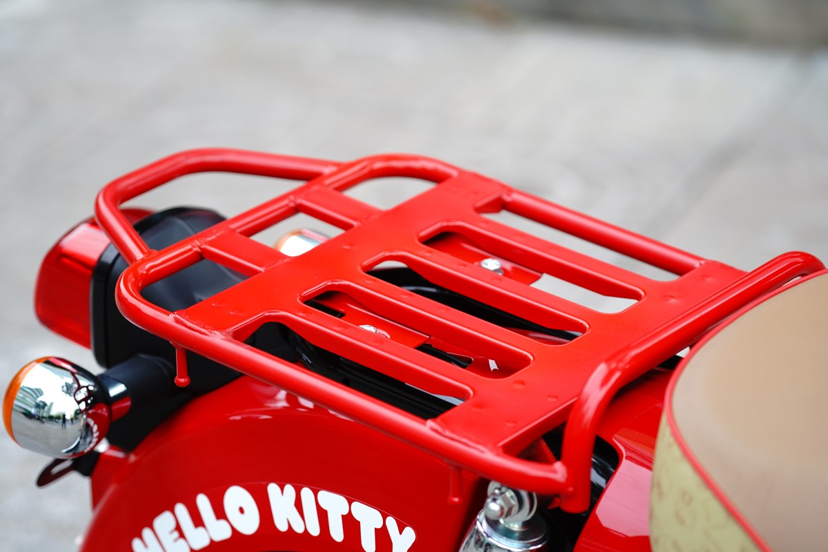 Honda Super Cub 110ABS Hello Kitty Edition, Made In Japan tại Quảng Trị