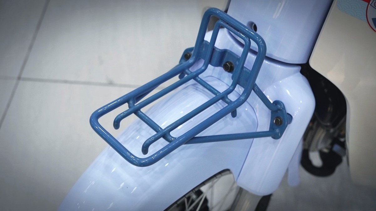 Honda Cub 110 Fujisan bản giới hạn tại Quảng Trị - Thiết kế đậm chất Nhật Bản