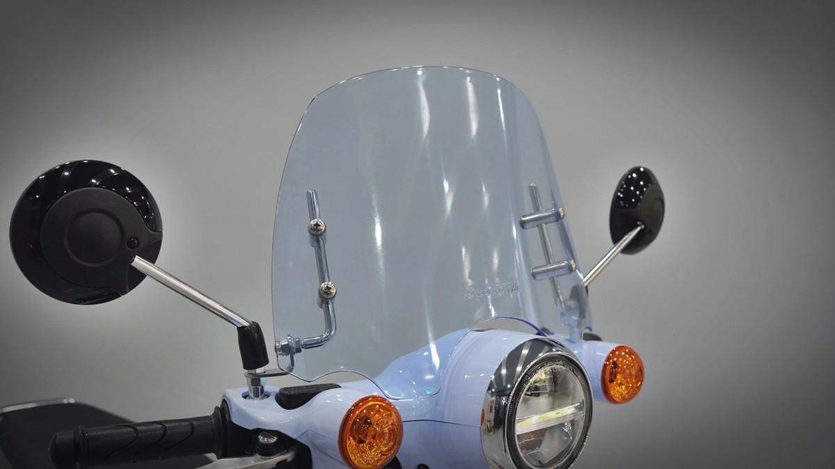 Honda Cub 110 Fujisan bản giới hạn tại Quảng Trị - Thiết kế đậm chất Nhật Bản