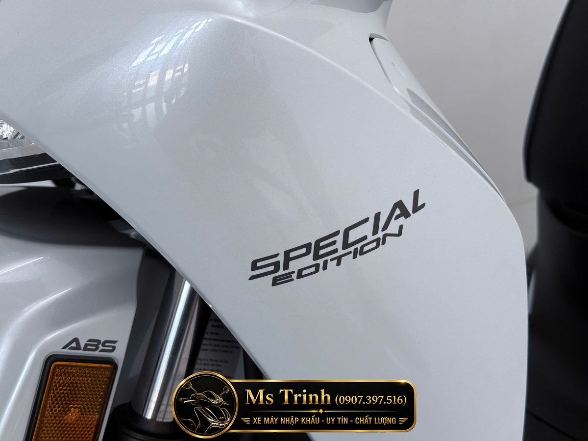 Honda SH150i Special Edition Standard nhập HMR Ý màu trắng tại Quảng Trị: Giá trị nằm trong từng chi tiết nguyên bản