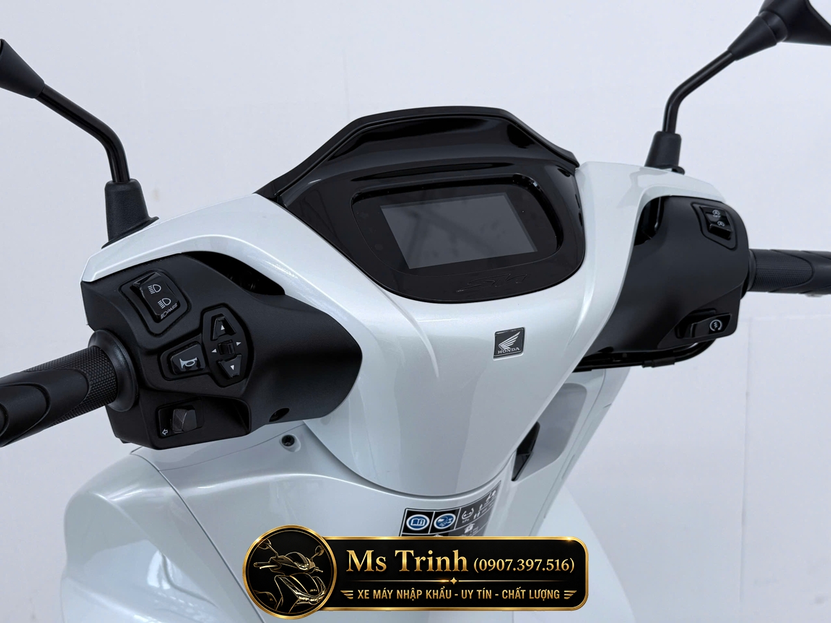 Honda SH150i Special Edition Standard nhập HMR Ý màu trắng tại Quảng Trị: Giá trị nằm trong từng chi tiết nguyên bản