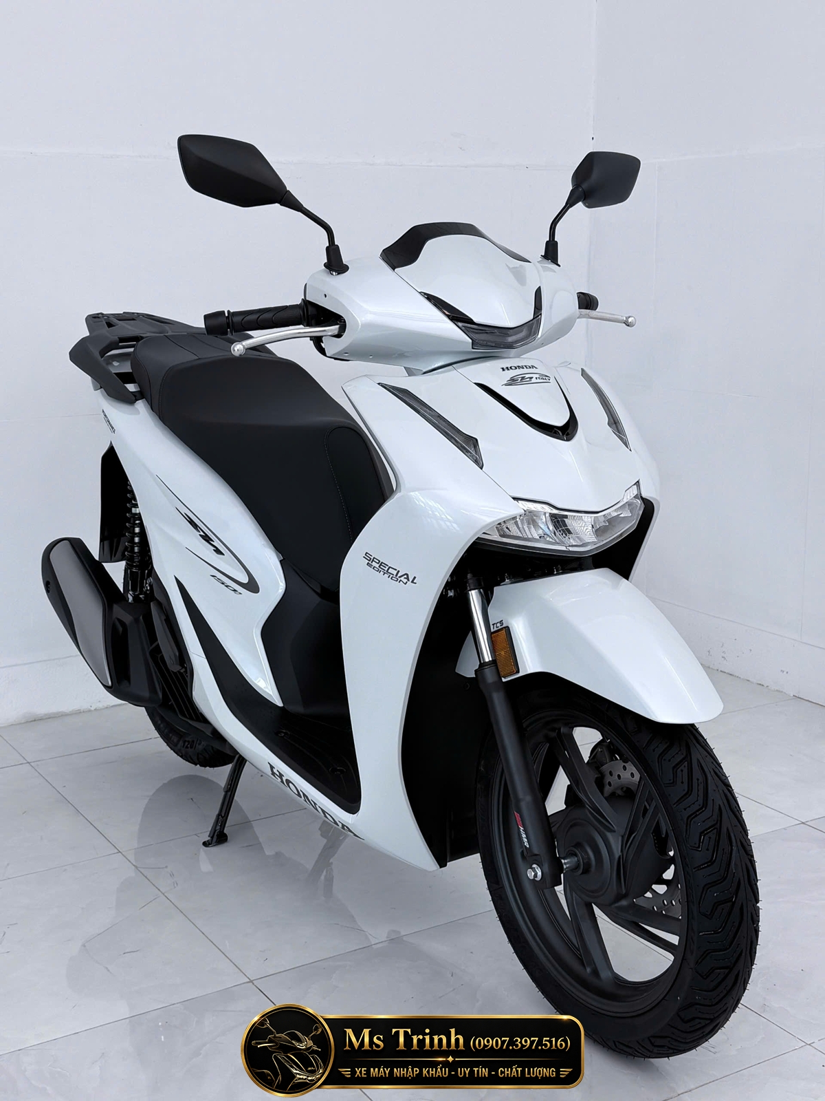 Honda SH150i Special Edition Standard nhập HMR Ý màu trắng tại Quảng Trị: Giá trị nằm trong từng chi tiết nguyên bản