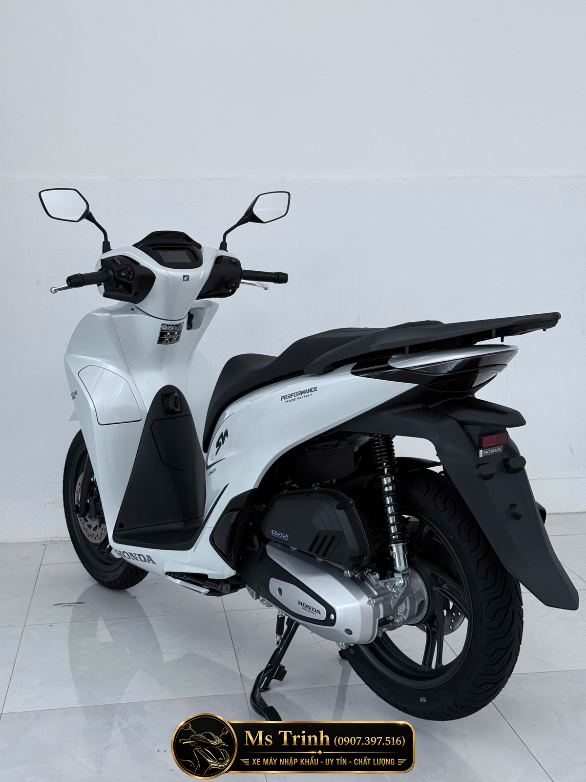 Honda SH150i Special Edition Standard nhập HMR Ý màu trắng tại Quảng Trị: Giá trị nằm trong từng chi tiết nguyên bản