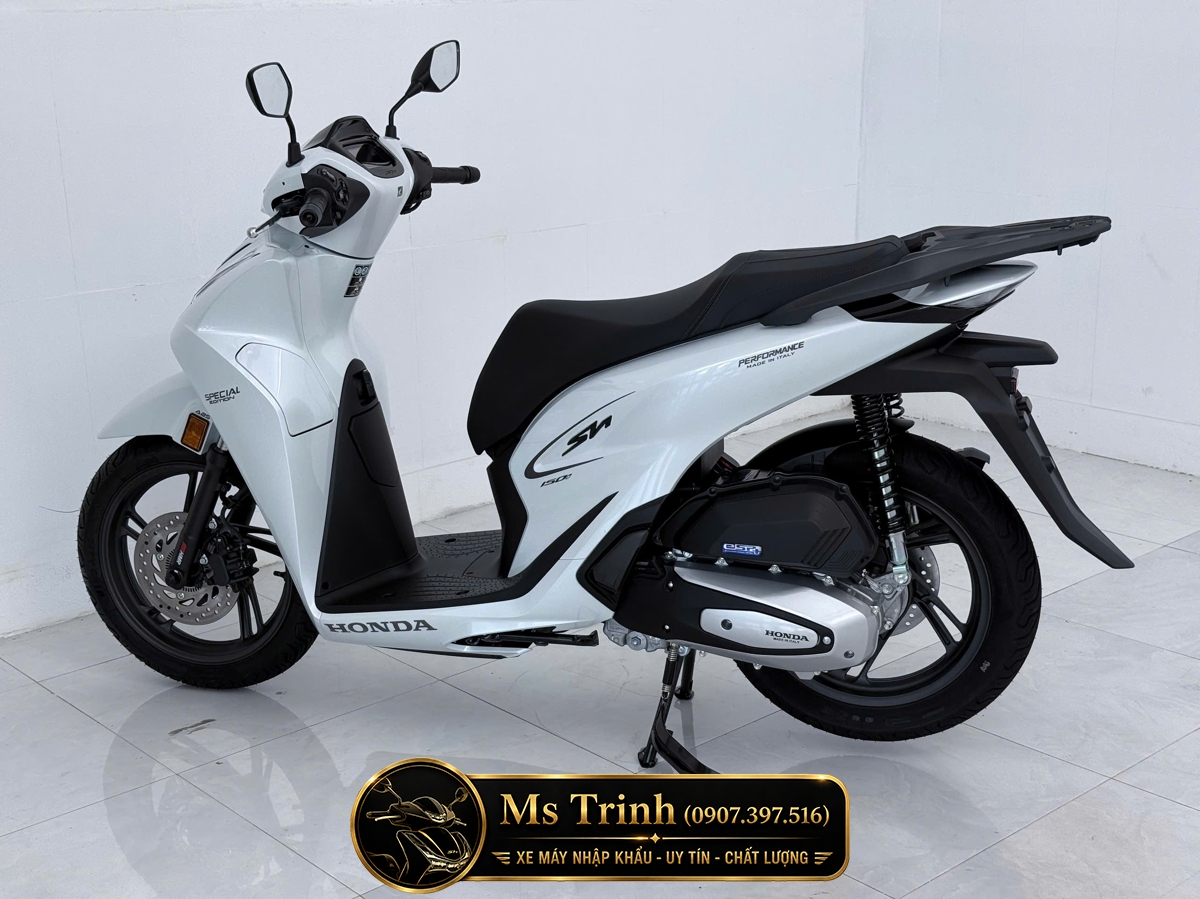 Honda SH150i Special Edition Standard nhập HMR Ý màu trắng tại Quảng Trị: Giá trị nằm trong từng chi tiết nguyên bản