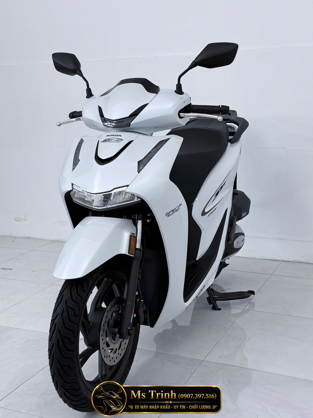 Honda SH150i Special Edition Standard nhập HMR Ý màu trắng tại Quảng Trị: Giá trị nằm trong từng chi tiết nguyên bản