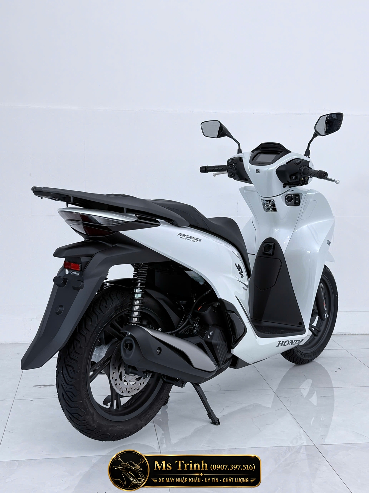 Honda SH150i Special Edition Standard nhập HMR Ý màu trắng tại Quảng Trị: Giá trị nằm trong từng chi tiết nguyên bản