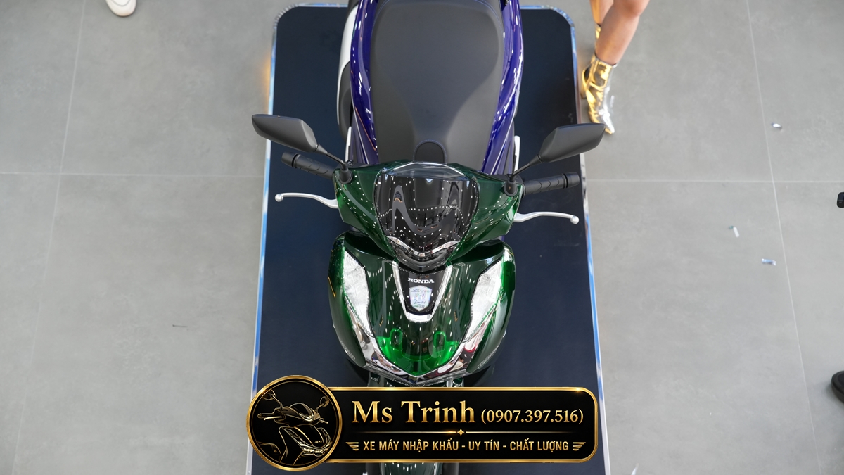 Honda SH150i Vetro Green - Sapphire tại Quảng Trị: SH Ý Limited 200 xe
