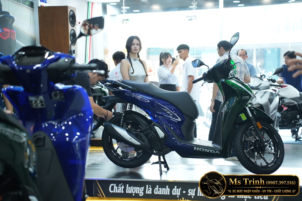 Honda SH150i Vetro Sapphire - Green tại Quảng Trị: SH Ý 2 trong 1 giới hạn 200 xe