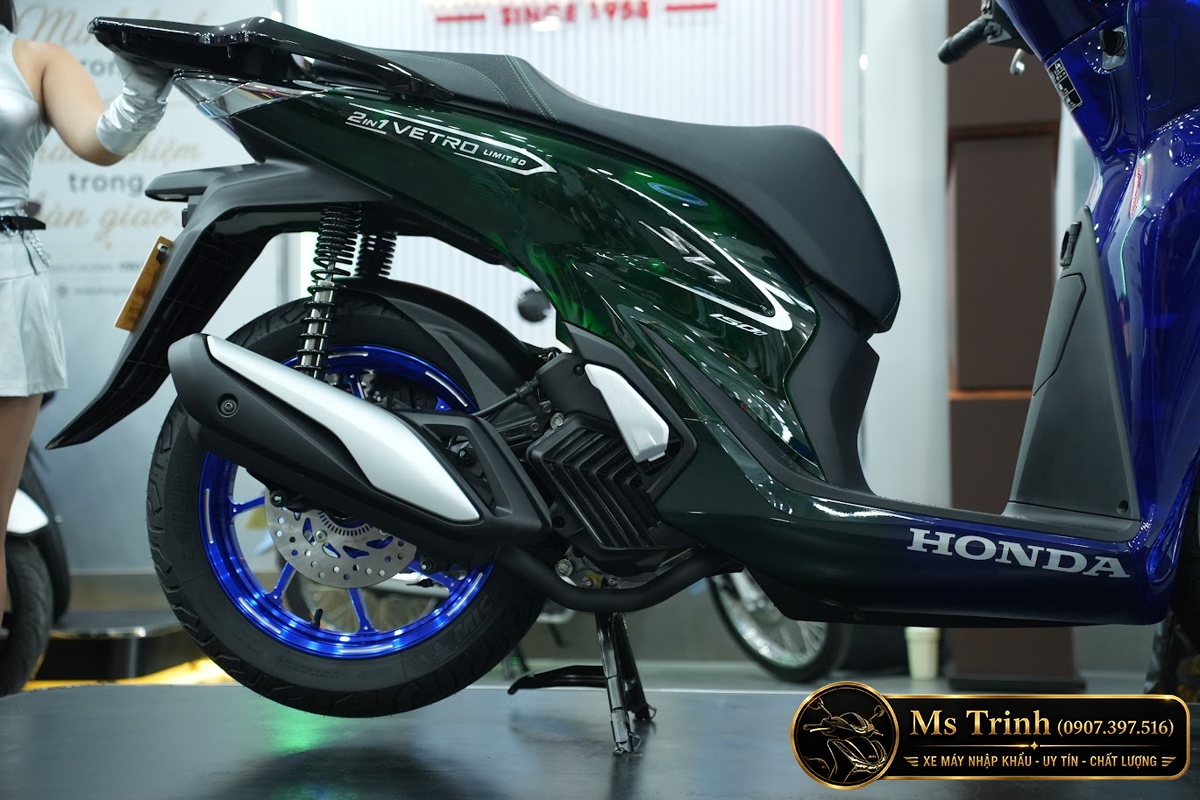 Honda SH150i Vetro Sapphire - Green tại Quảng Trị: SH Ý 2 trong 1 giới hạn 200 xe