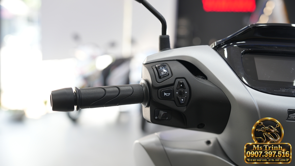 Honda SH150i Ý xám bạc 2027 tại Quảng Trị - Nhập Ý, tem vàng sang trọng, giá tốt