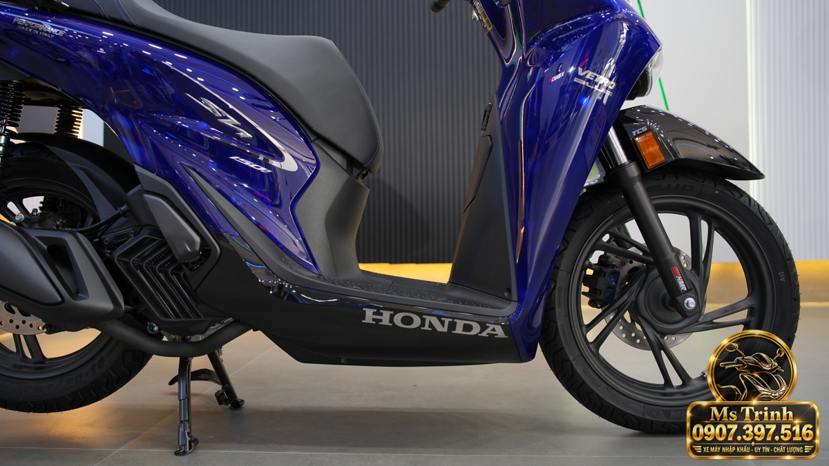 Honda SH150 Vetro Blue 2027 tại Quảng Trị - Xanh Sapphire trong suốt, nhập Ý sang trọng