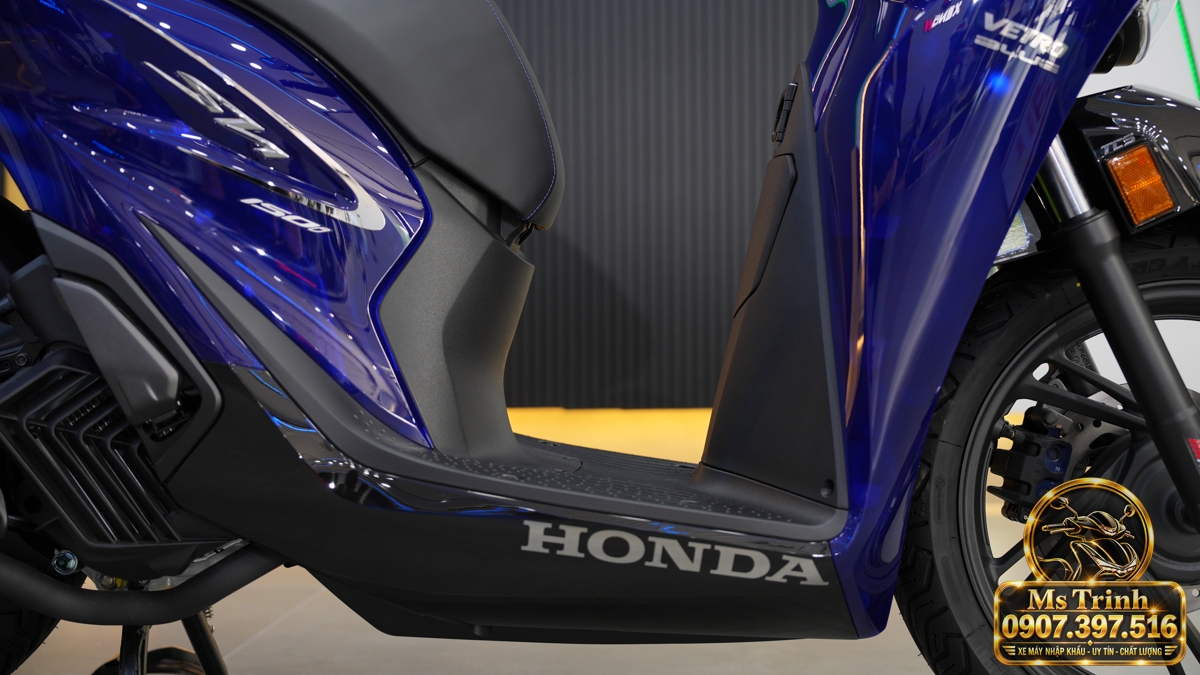 Honda SH150 Vetro Blue 2027 tại Quảng Trị - Xanh Sapphire trong suốt, nhập Ý sang trọng