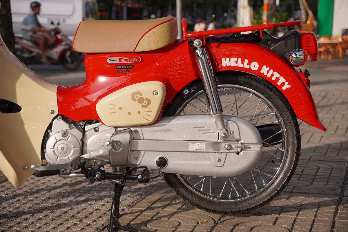 Honda Super Cub 50cc Hello Kitty Edition, Made In Japan, Hàng Hiếm tại Quảng Trị
