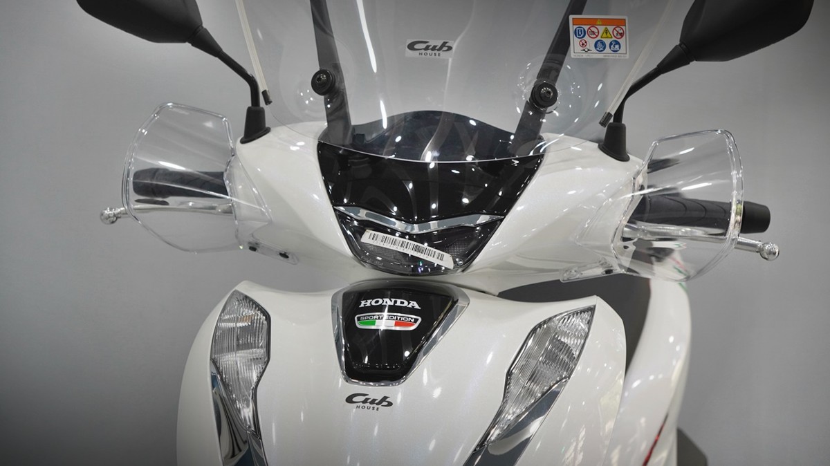 Honda SH150 trắng pha lê nhập Ý 2026 tại Quảng Trị - Sport Edition chính ngạch, chuẩn chất Ý