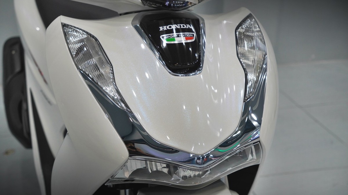 Honda SH150 trắng pha lê nhập Ý 2026 tại Quảng Trị - Sport Edition chính ngạch, chuẩn chất Ý