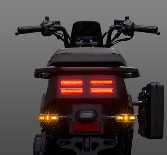 Honda SquareX125 - Xe tay ga vuông nhập chính ngạch, phân phối tại Quảng Trị