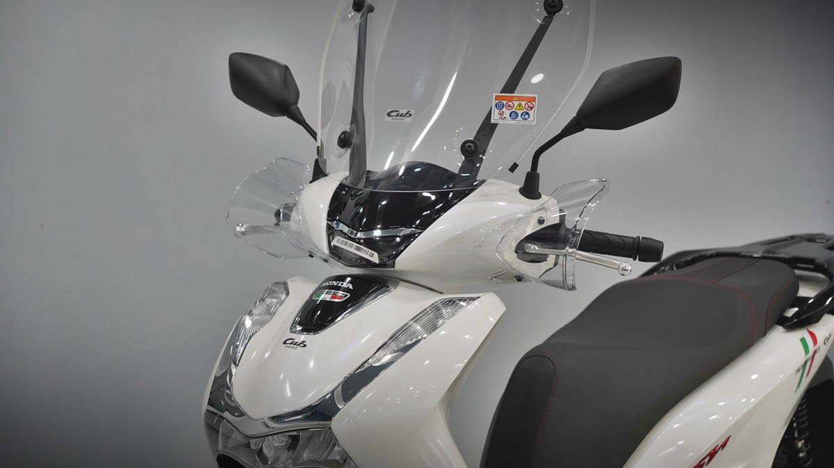 Honda SH150 trắng pha lê nhập Ý 2026 tại Quảng Trị - Sport Edition chính ngạch, chuẩn chất Ý