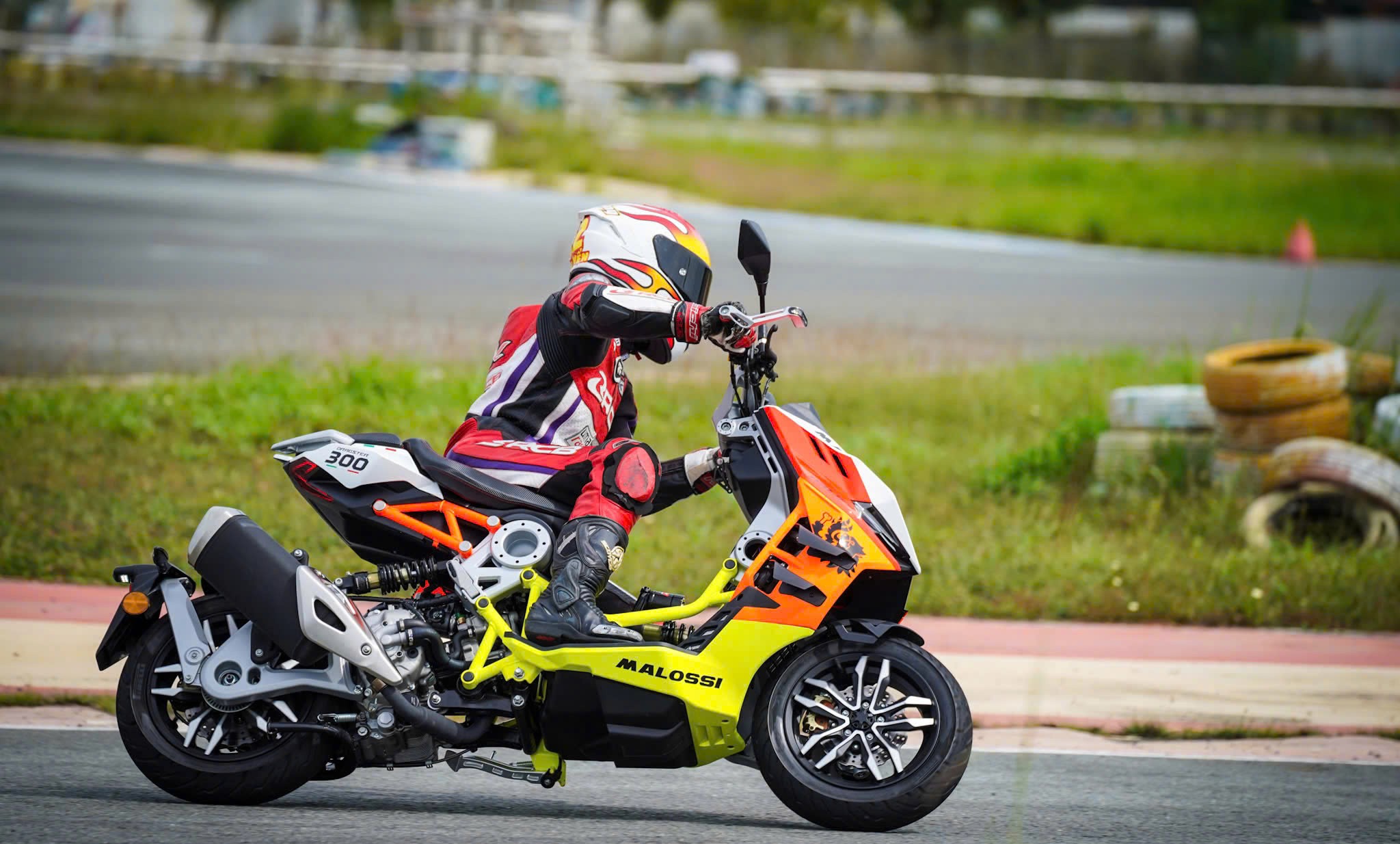 Italjet Dragster 300 Malossi, Xe Tay Ga Đua Nội Thành Thương Hiệu Italy tại Quảng Trị