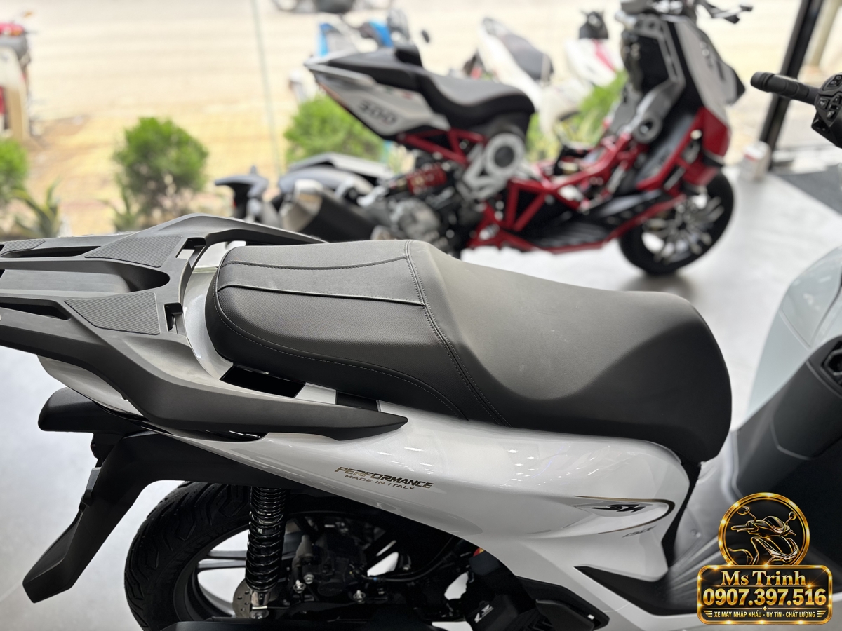 SH150i Ý 2027 màu trắng tại Quảng Trị - Nhập khẩu nguyên chiếc, thiết kế sang trọng, giá tốt