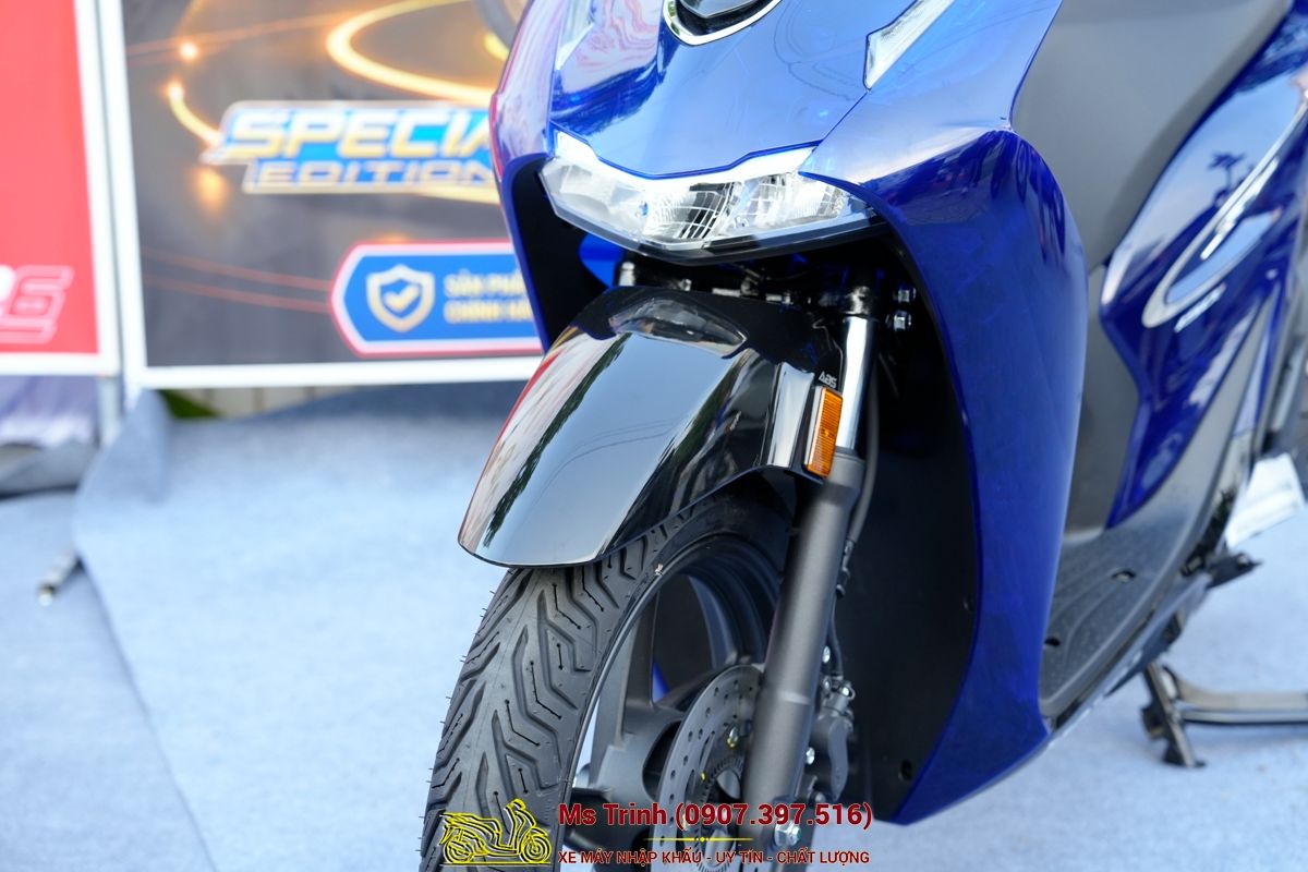 Honda SH150 Vetro Blue 2026 Limited Edition - Siêu phẩm SH Ý dàn áo xanh trong suốt cực hiếm tại Quảng Trị