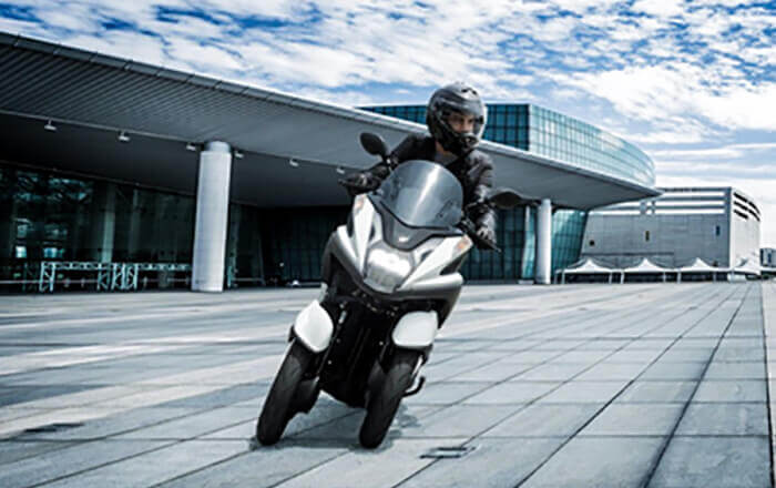 Yamaha Tricity 155 2025, Tay Ga bánh Kép Độc Đáo, Lần Đầu Tiên Có Tại Quảng Trị