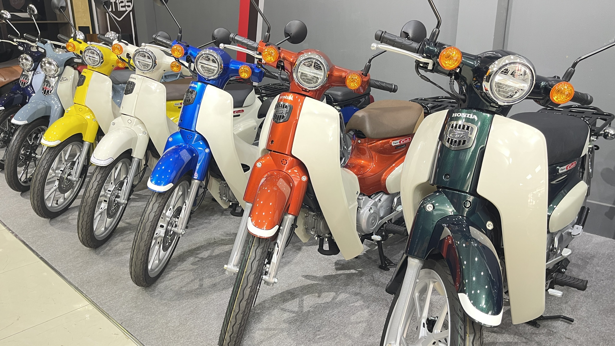 Honda Super Cub 110 ABS, Made In Japan, NK Chính Hãng, Hiếm tại Quảng Trị