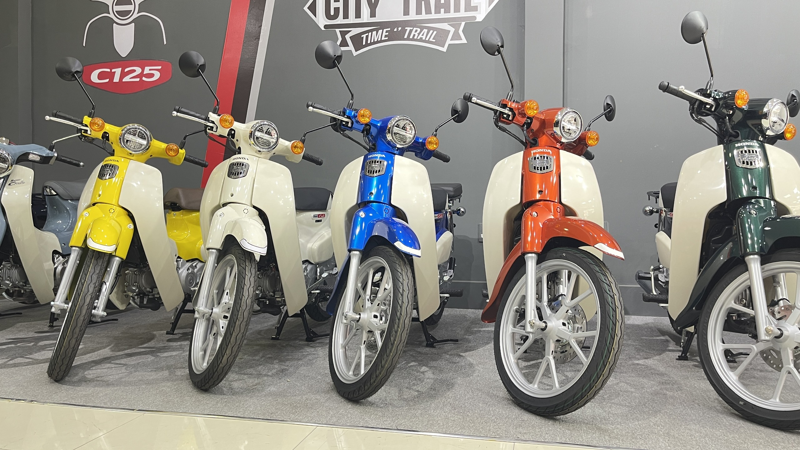 Honda Super Cub 110 ABS, Made In Japan, NK Chính Hãng, Hiếm tại Quảng Trị