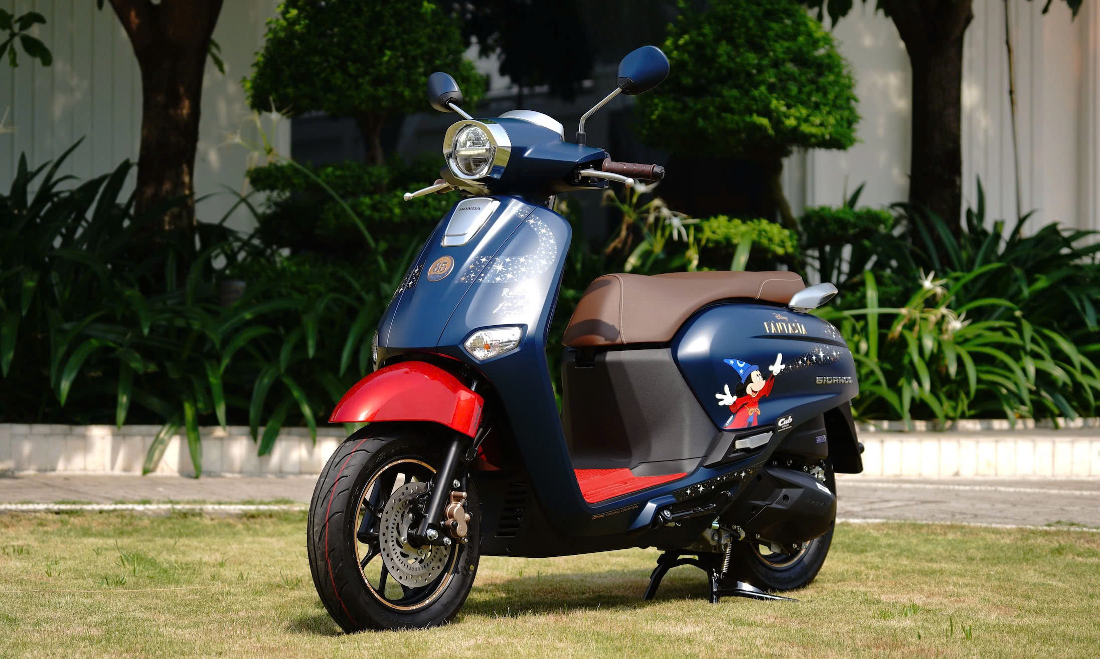 Honda Giorno+ Disney Fantasia 85, Bản Giới Hạn 2.000 xe tại Quảng Trị