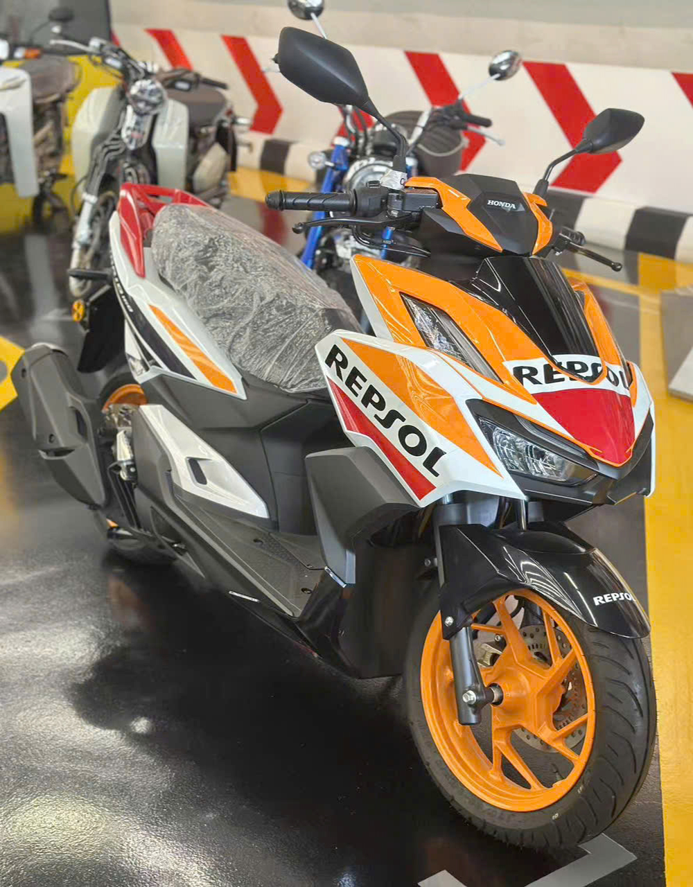 Honda Vario160 Repsol Edition, Giới hạn 2.000 xe, NK Malaysia tại Quảng Trị